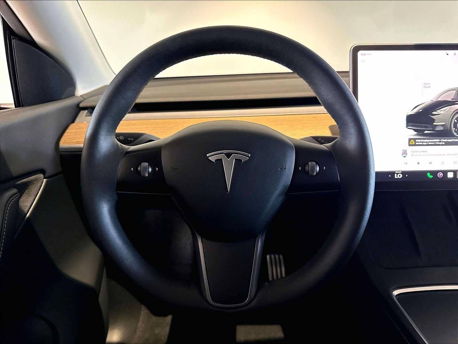 Used 2022 Tesla Model Y Performance AWD/4WD image 19