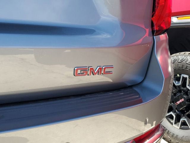New 2026 GMC Yukon Denali w/ Denali Reserve Package AWD/4WD image 7