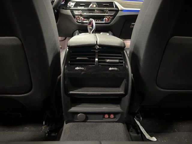 Used 2021 BMW 540i w/ Convenience Package image 22