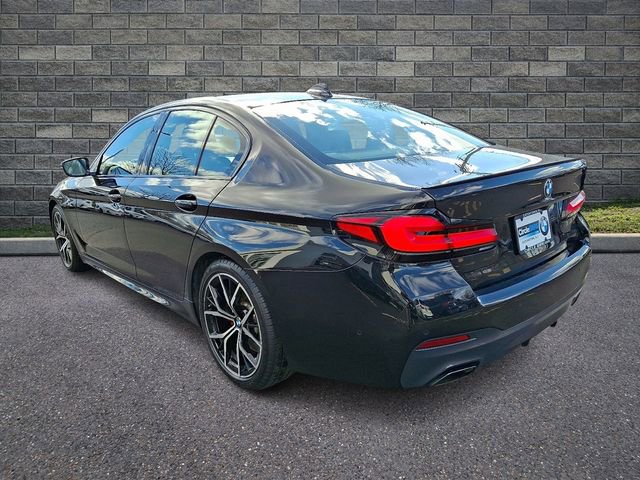 Used 2023 BMW 530i xDrive w/ M Sport Package image 4
