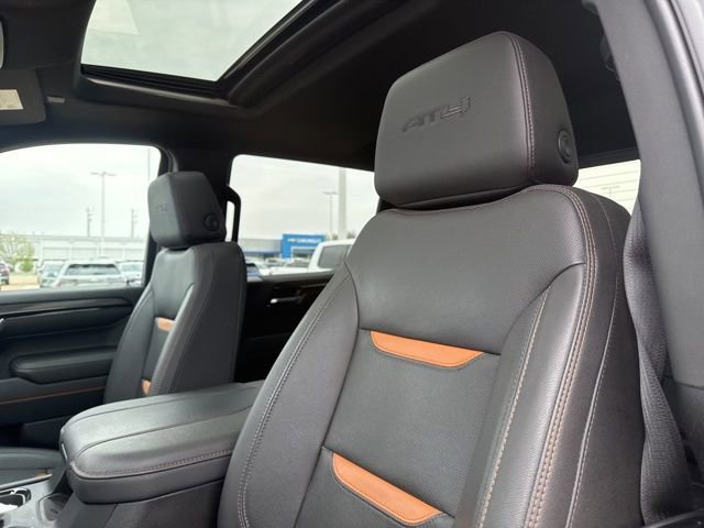Used 2023 GMC Sierra 1500 AT4 w/ AT4 Preferred Package image 11