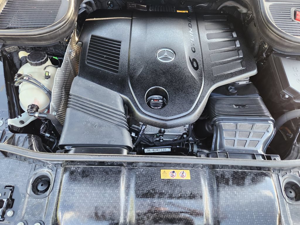 Used 2022 Mercedes-Benz GLS 450 4MATIC image 35