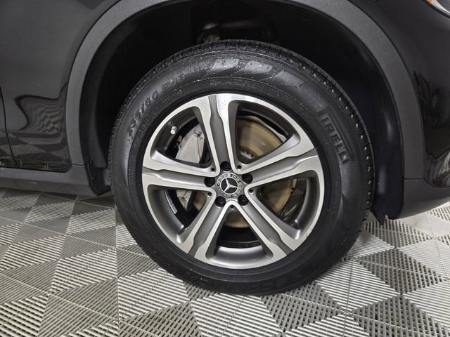 Used 2019 Mercedes-Benz GLC 300 4MATIC image 9