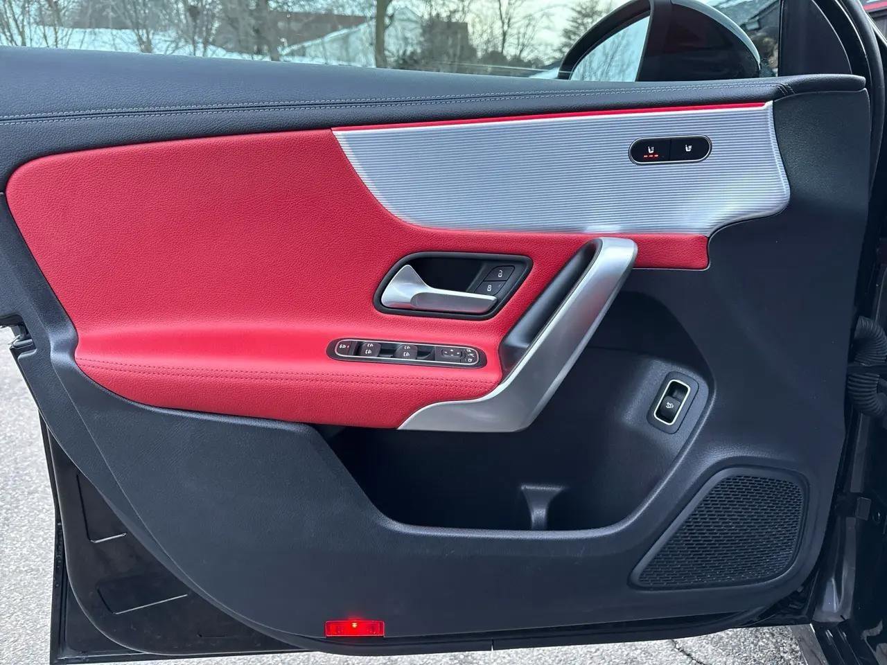 Used 2022 Mercedes-Benz A 220 4MATIC w/ AMG Line image 21