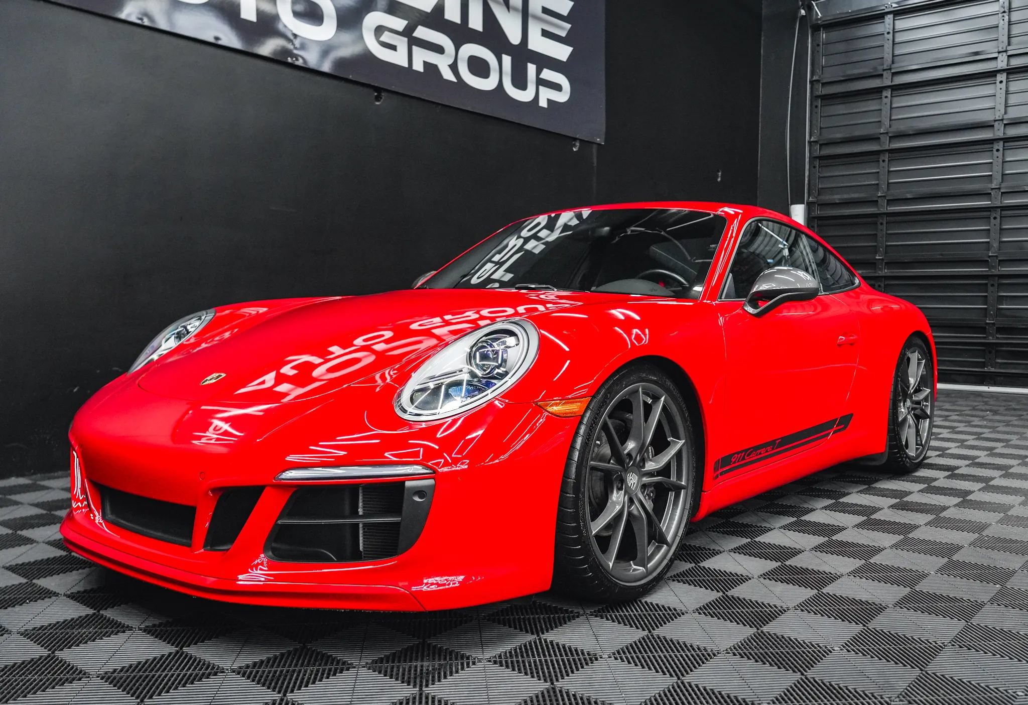 Used 2018 Porsche 911 Carrera T RWD image 30