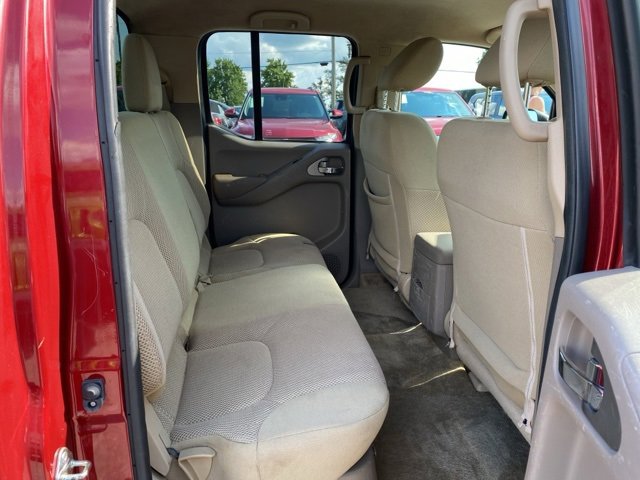 Used 2018 Nissan Frontier SV image 20