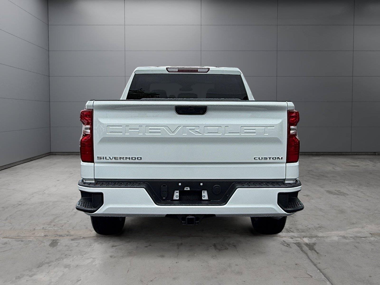 New 2026 Chevrolet Silverado 1500 Custom AWD/4WD image 4