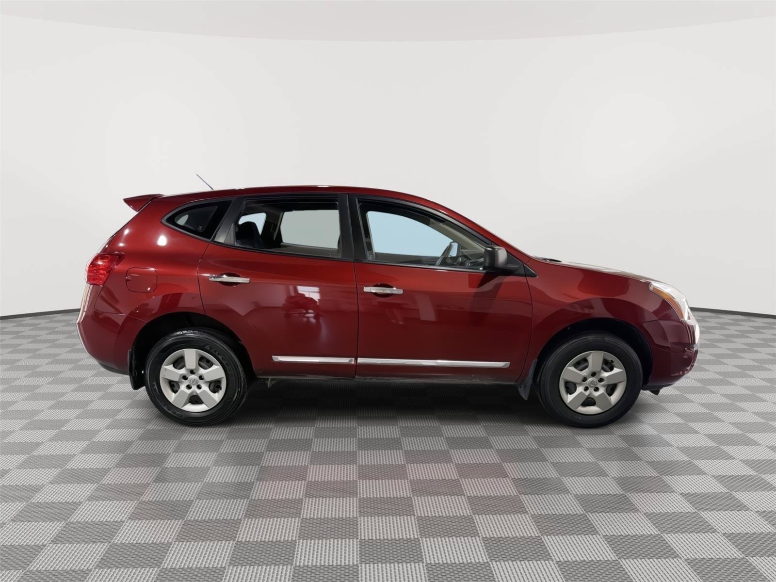 Used 2013 Nissan Rogue S FWD image 6
