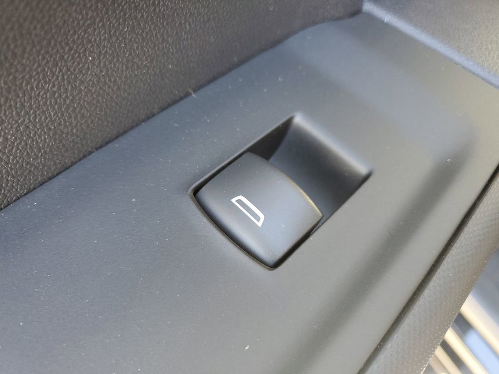 New 2026 Chevrolet Silverado 1500 Custom Trail Boss w/ LPO, Dark Essentials Package image 16