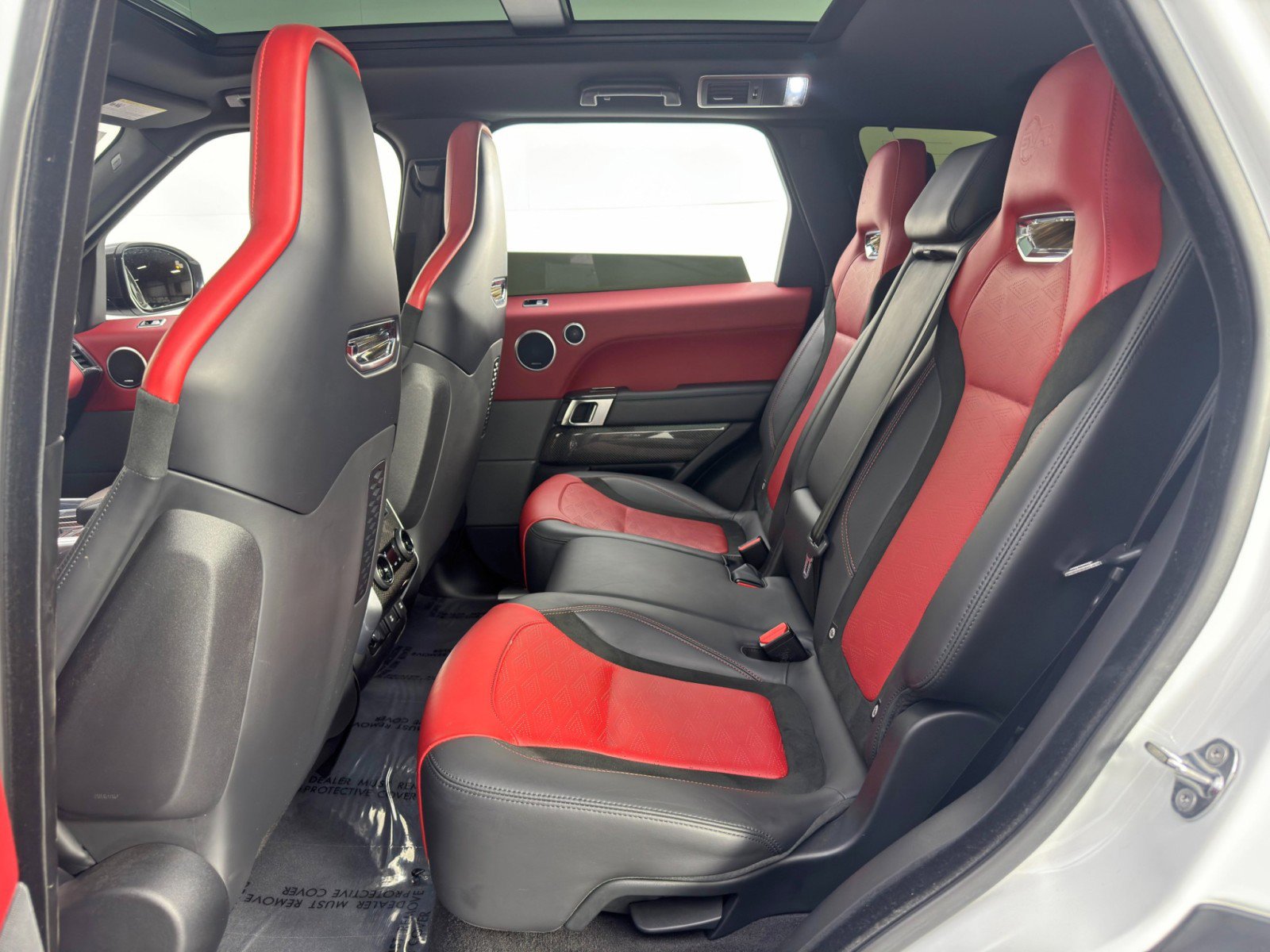 Used 2019 Land Rover Range Rover Sport SVR image 46