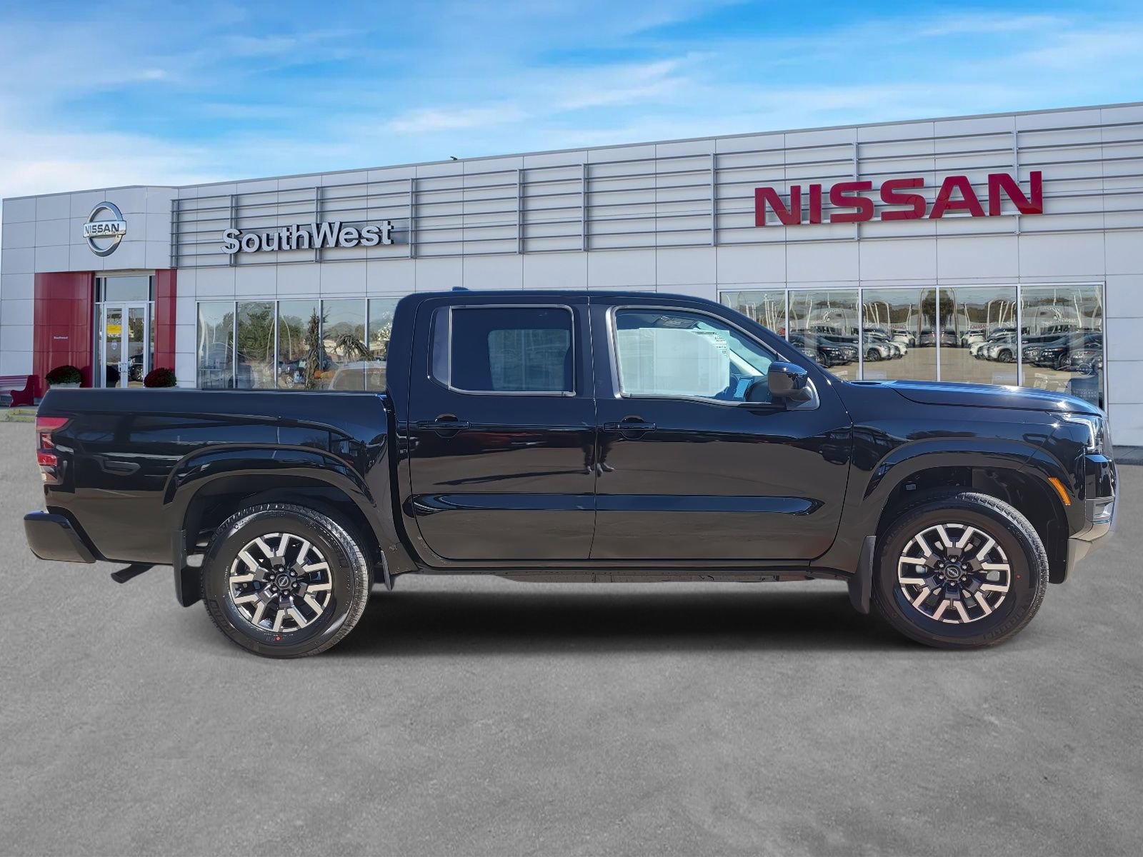 New 2026 Nissan Frontier SV image 5