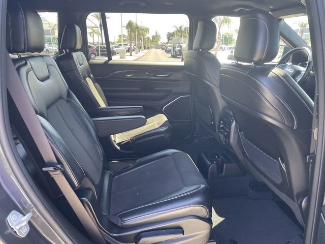 Used 2021 Jeep Grand Cherokee L Laredo image 27