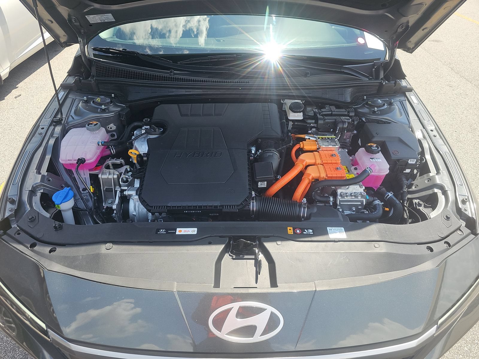 Used 2026 Hyundai Elantra Hybrid FWD image 31