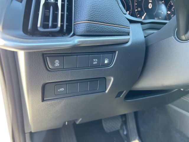 Certified 2024 MAZDA CX-90 Plug-In Hybrid w/ Preferred image 26