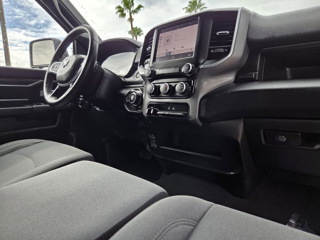 Used 2024 RAM 2500 Big Horn w/ Bed Utility Group image 31