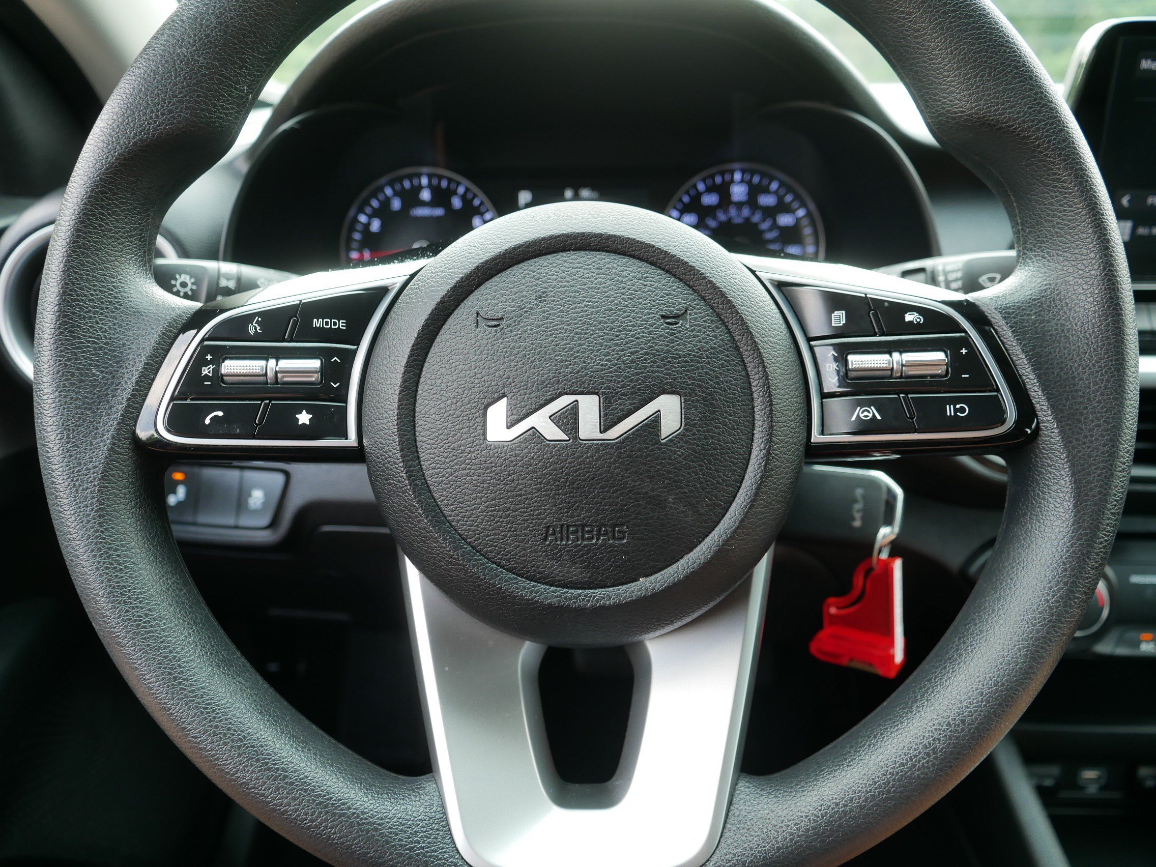 Certified 2023 Kia Forte LXS w/ LXS Technology Package FWD image 25
