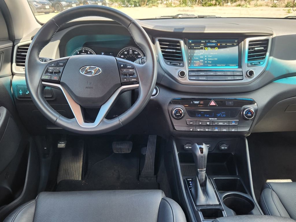Used 2017 Hyundai Tucson SE Plus w/ Cargo Package AWD/4WD image 12