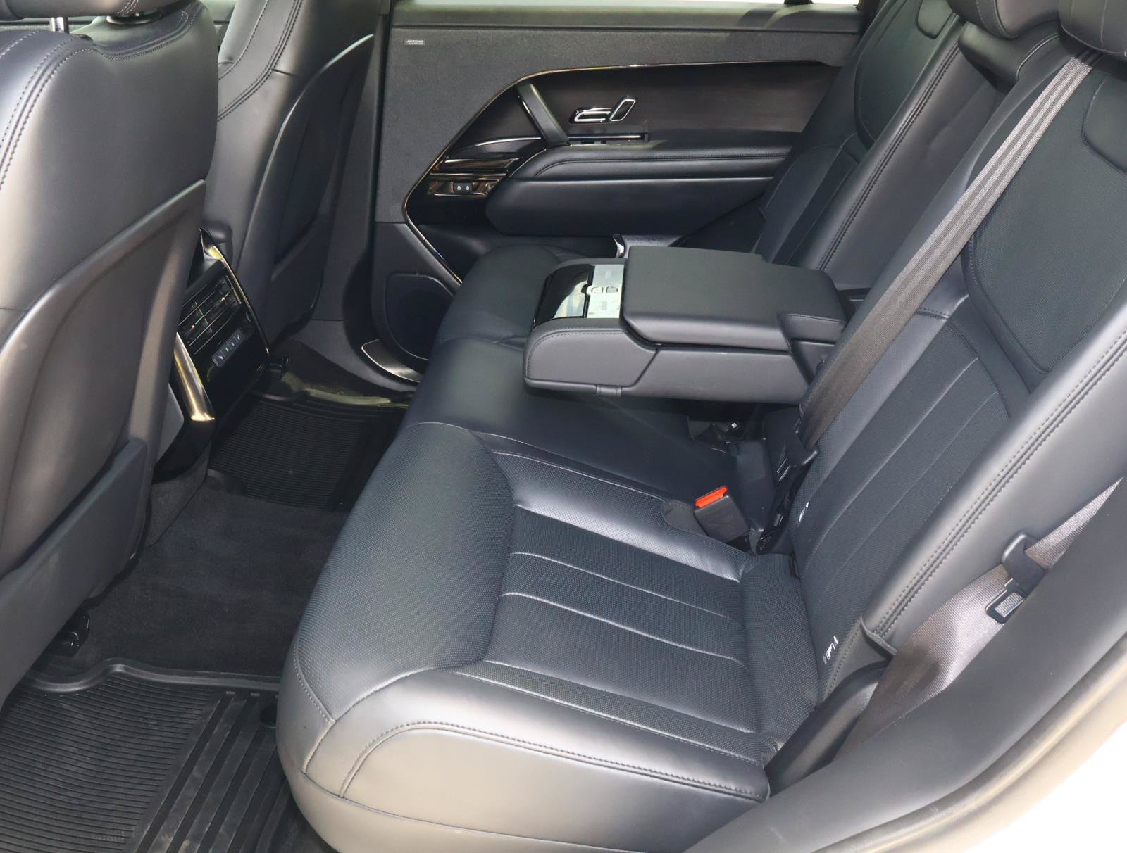 Used 2023 Land Rover Range Rover Sport SE Dynamic AWD/4WD image 22