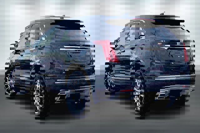 Used 2023 Cadillac XT5 Premium Luxury image 10