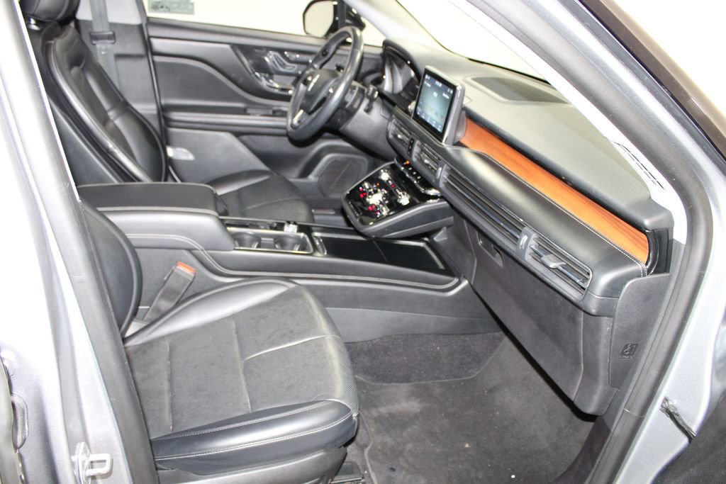 Used 2022 Lincoln Corsair Grand Touring image 28