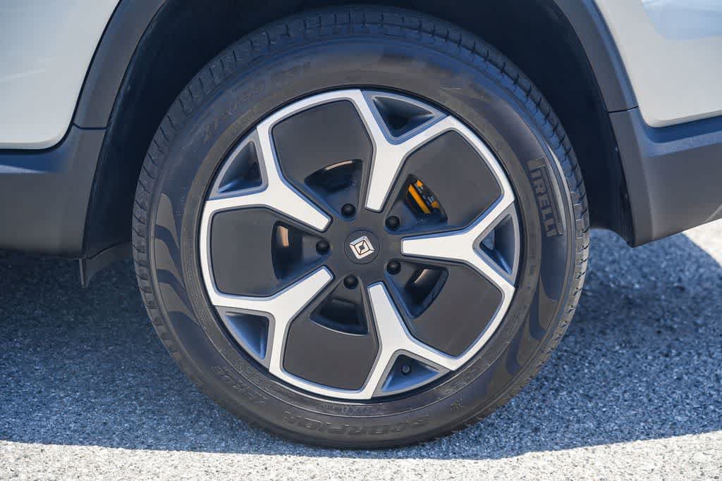 Used 2023 Rivian R1T Adventure AWD/4WD image 10