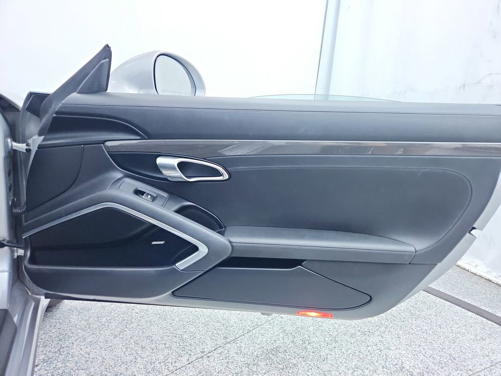Used 2017 Porsche 911 Carrera 4S image 32