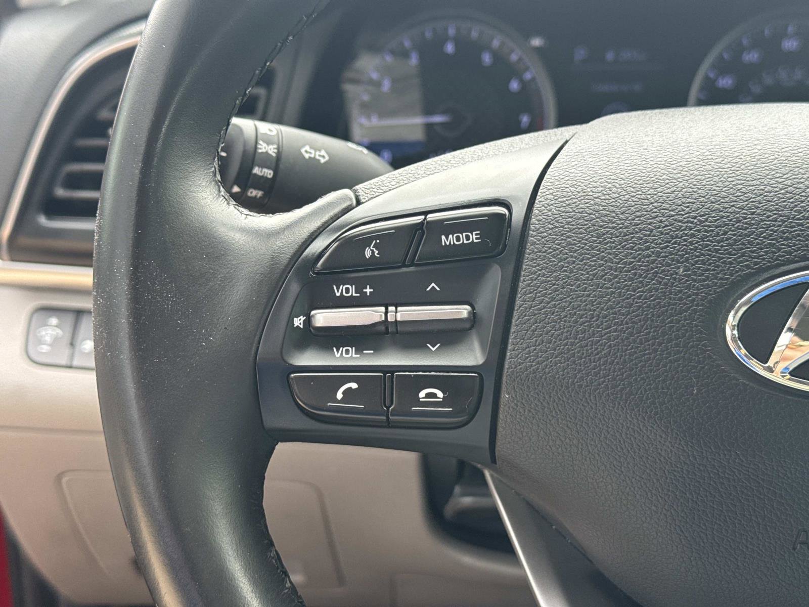 Used 2020 Hyundai Elantra Value Edition FWD image 27