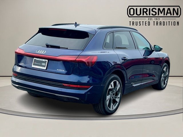 Used 2021 Audi e-tron Premium w/ Convenience Plus Package image 7