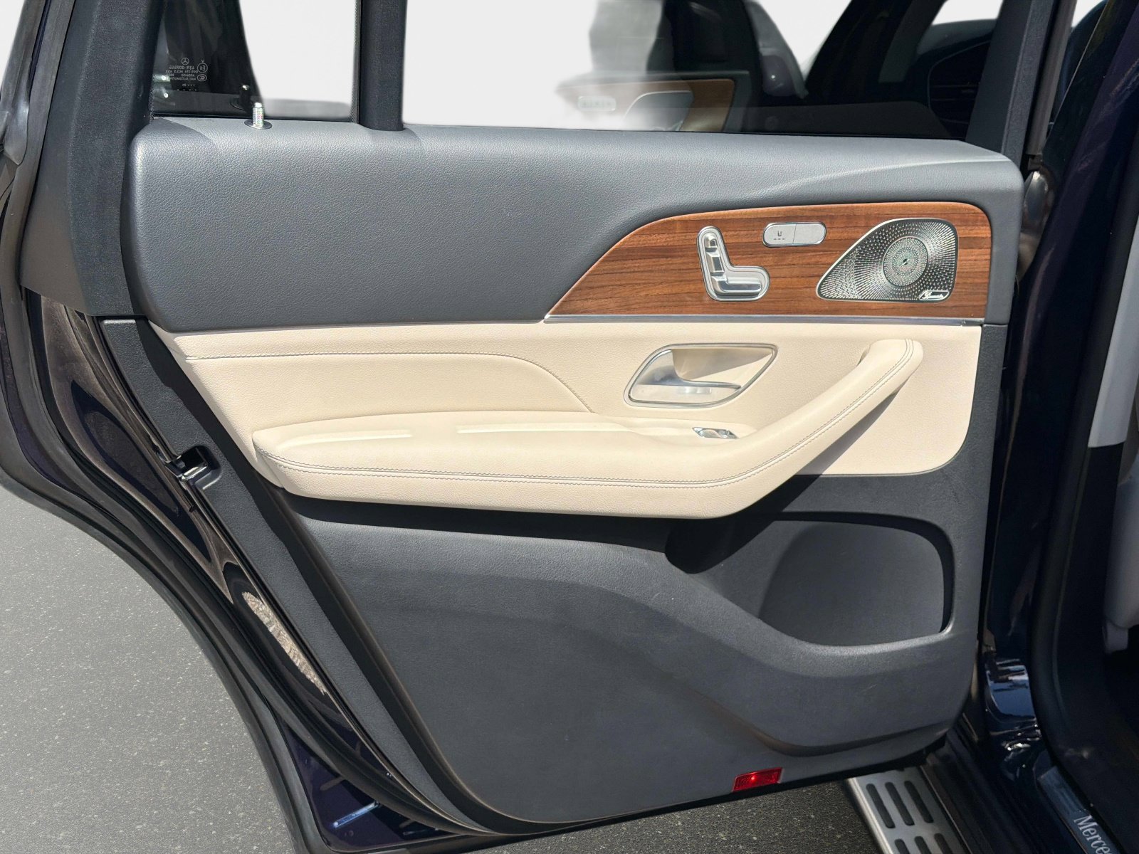 Certified 2021 Mercedes-Benz GLS 580 4MATIC image 11