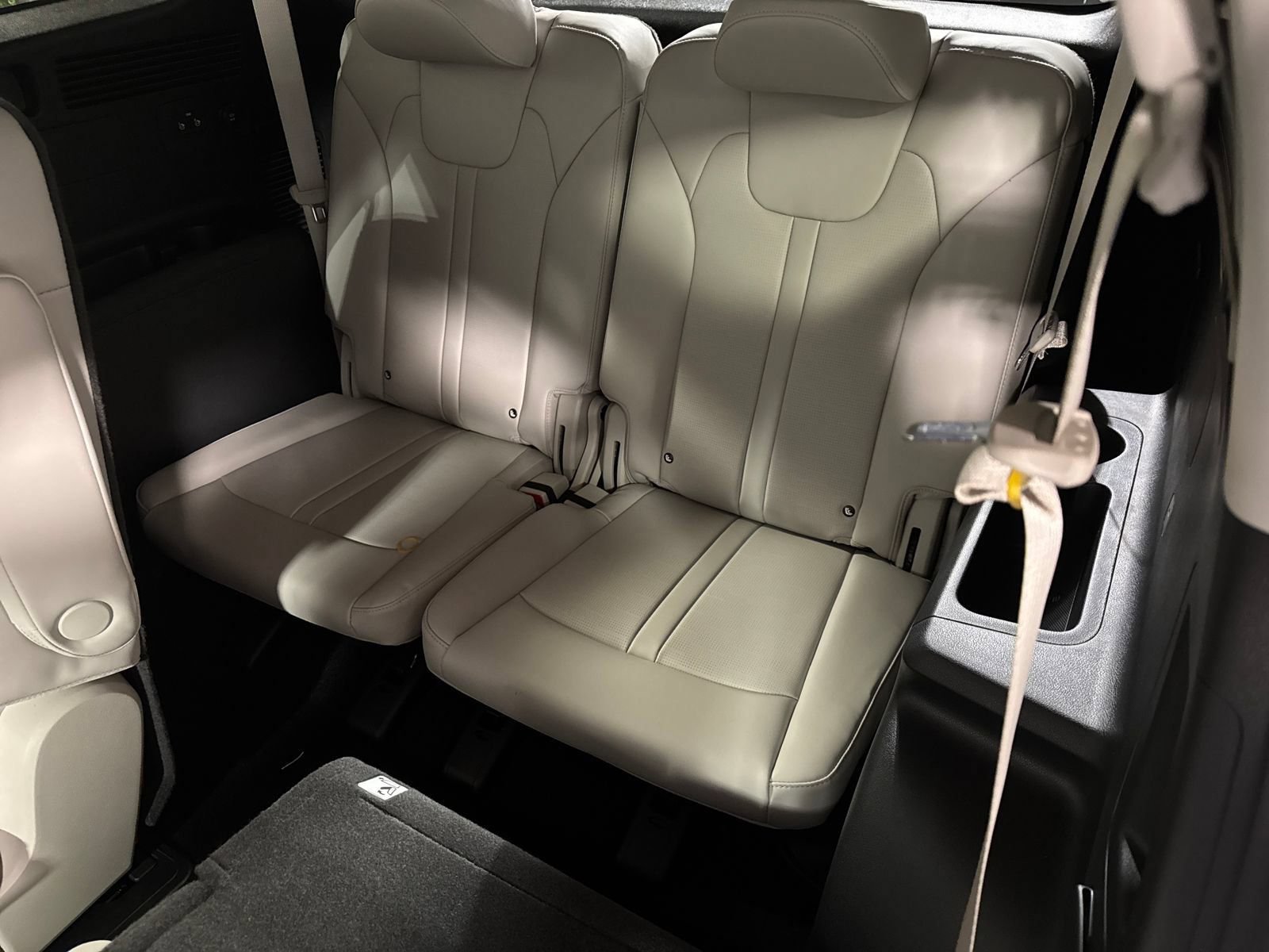 New 2026 Kia Sorento EX AWD/4WD image 17