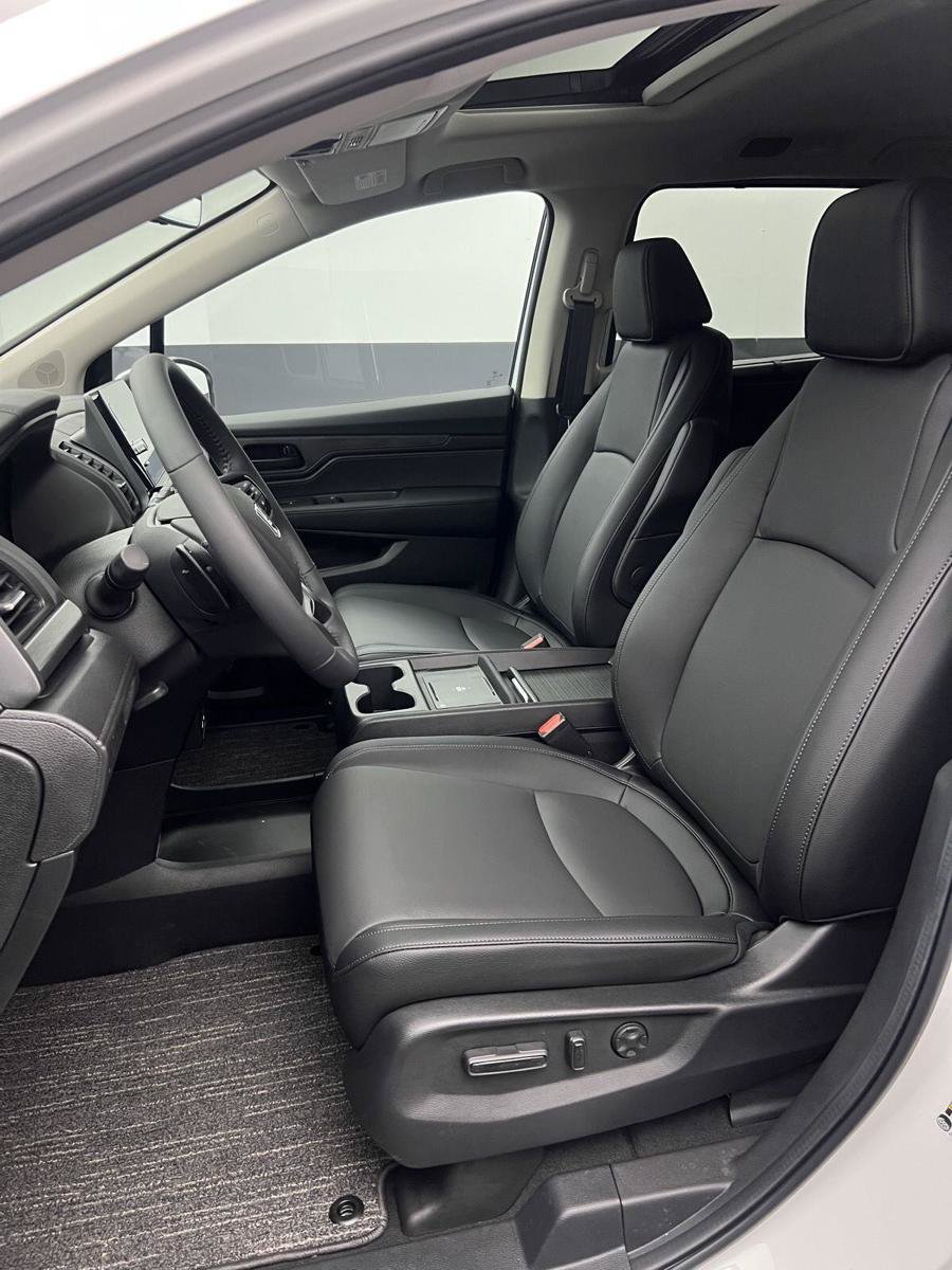 New 2027 Honda Odyssey EX-L image 4