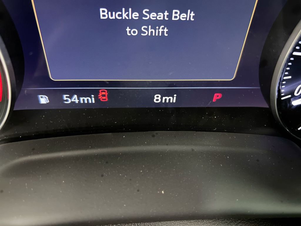Used 2023 Buick Envision Essence w/ Sport Touring Package image 12