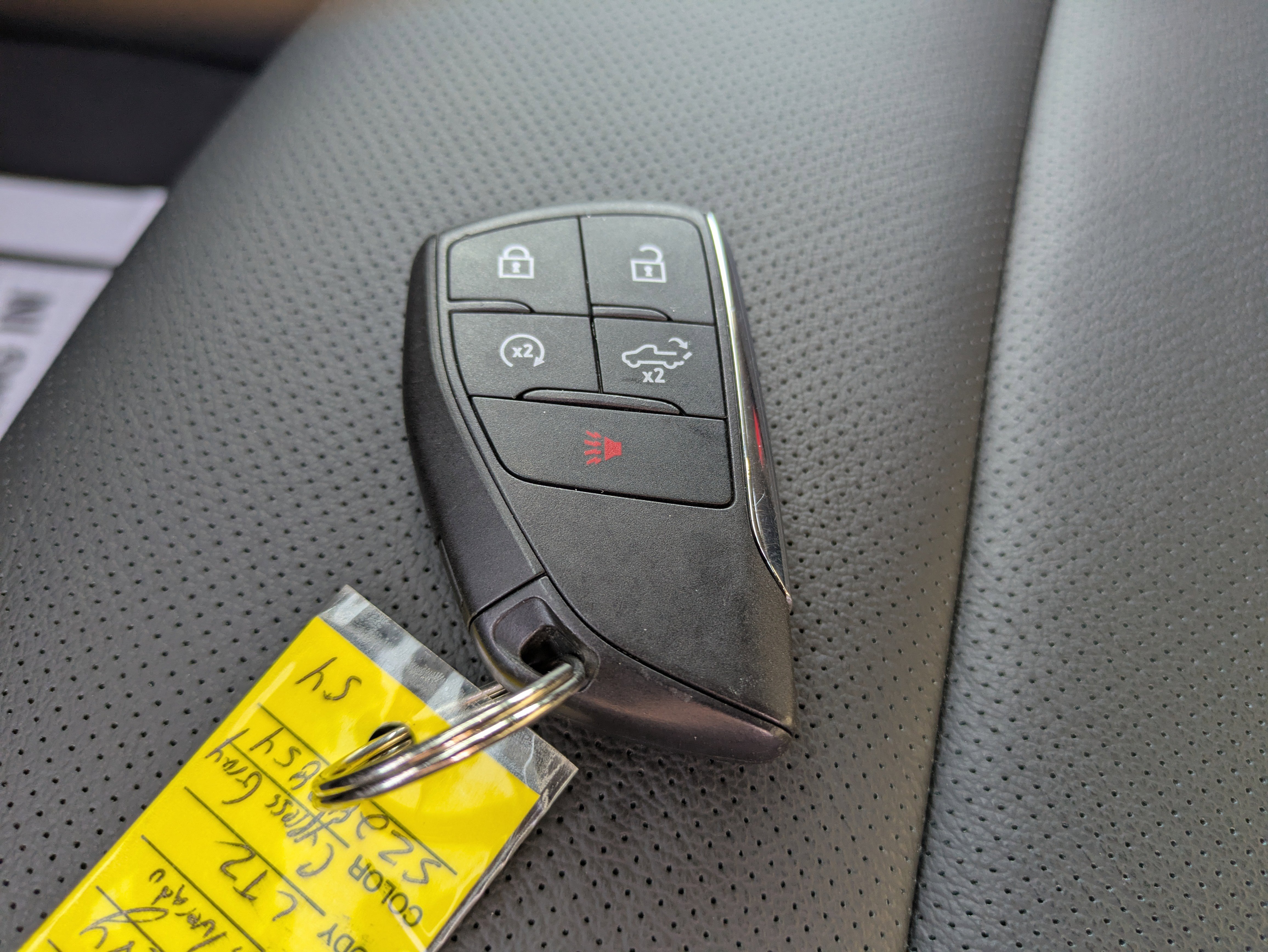Used 2025 Chevrolet Silverado 1500 LTZ AWD/4WD image 33