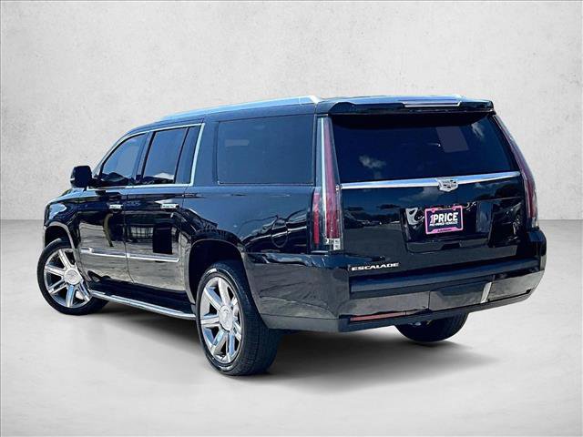 Used 2017 Cadillac Escalade ESV Luxury RWD image 13