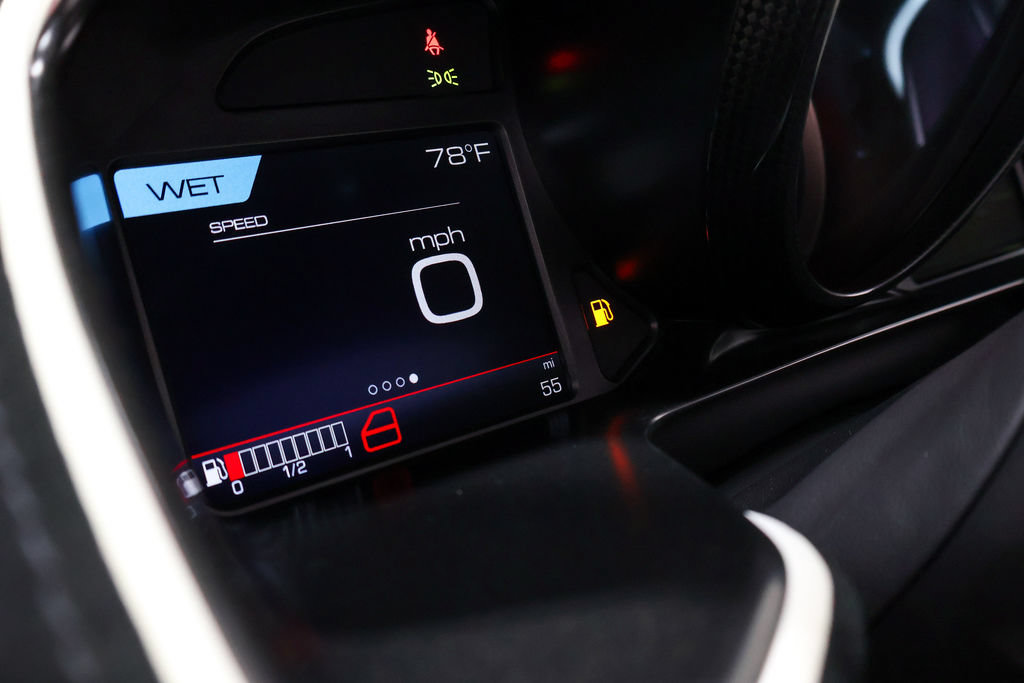 Used 2024 Ferrari 812 Competizione RWD image 31