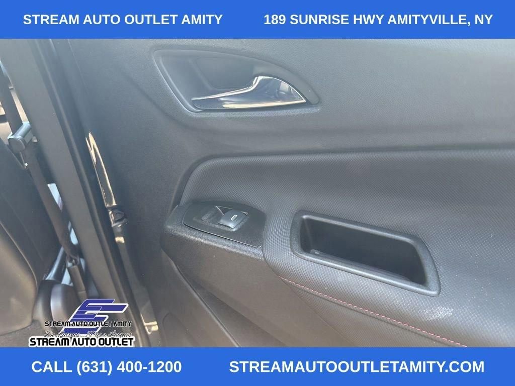 Used 2022 Chevrolet Equinox RS image 14