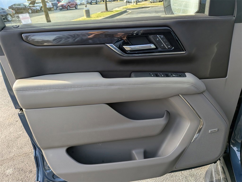New 2026 GMC Yukon Elevation w/ LPO, Floor Liner Package image 15