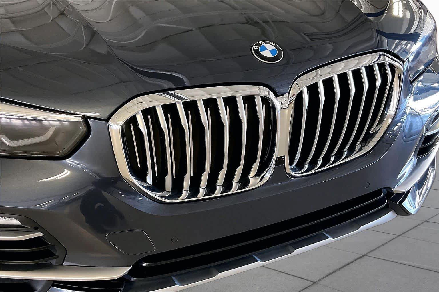 Used 2019 BMW X5 xDrive40i w/ Premium Package 2 AWD/4WD image 60