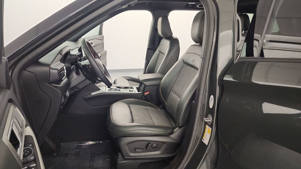 Used 2023 Ford Explorer Timberline w/ Timberline Technology Package AWD/4WD image 14