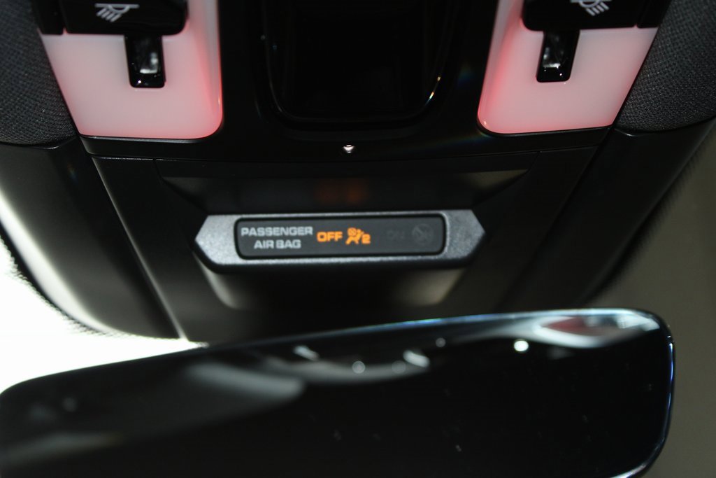 Used 2023 Porsche Cayenne S image 41