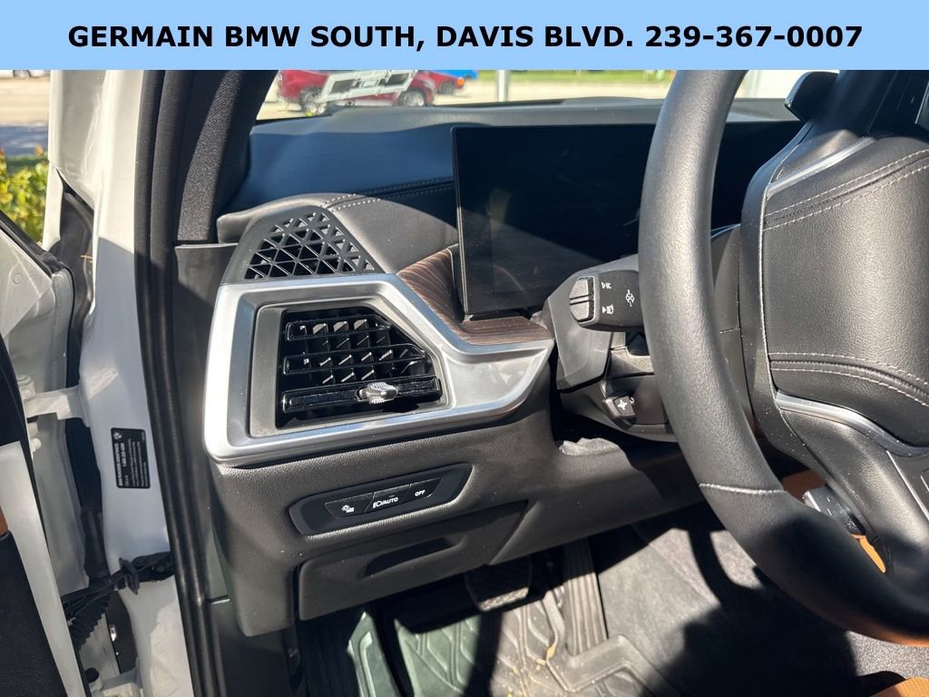 Certified 2024 BMW X5 sDrive40i w/ Premium Package image 17