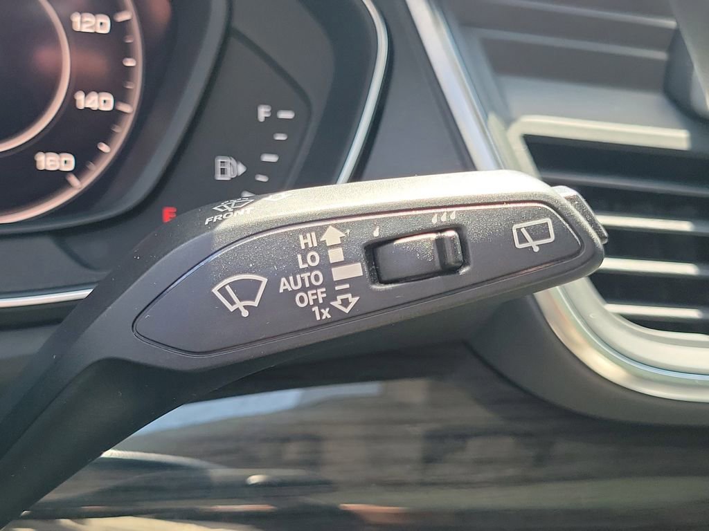 Used 2018 Audi Q5 2.0T Premium Plus w/ Premium Plus Package image 31