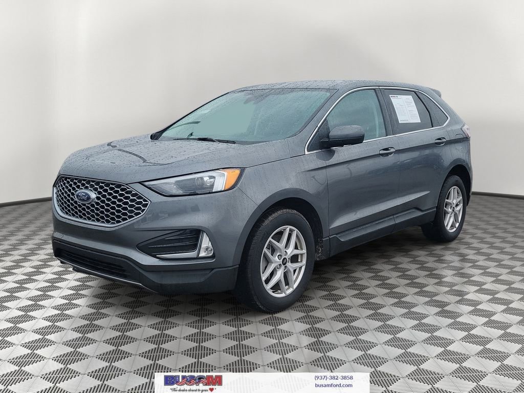 Used 2024 Ford Edge SEL w/ Convenience Package image 2
