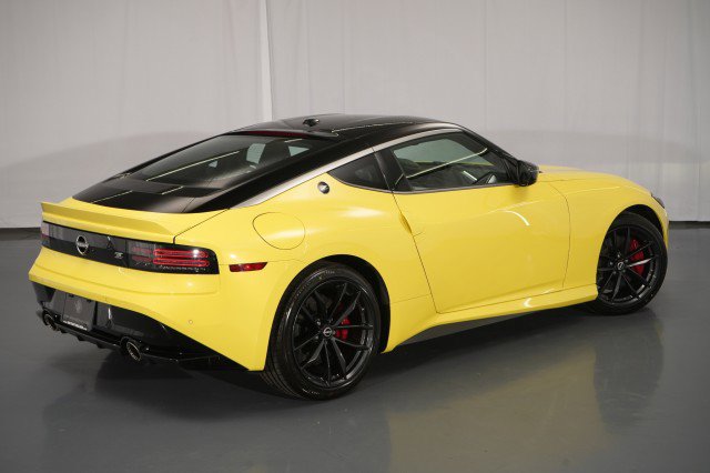 Used 2024 Nissan Z Performance w/ Floor Mat Package RWD image 10