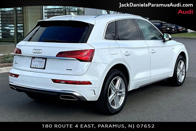 Used 2023 Audi Q5 e Premium Plus w/ Premium Plus Package image 2