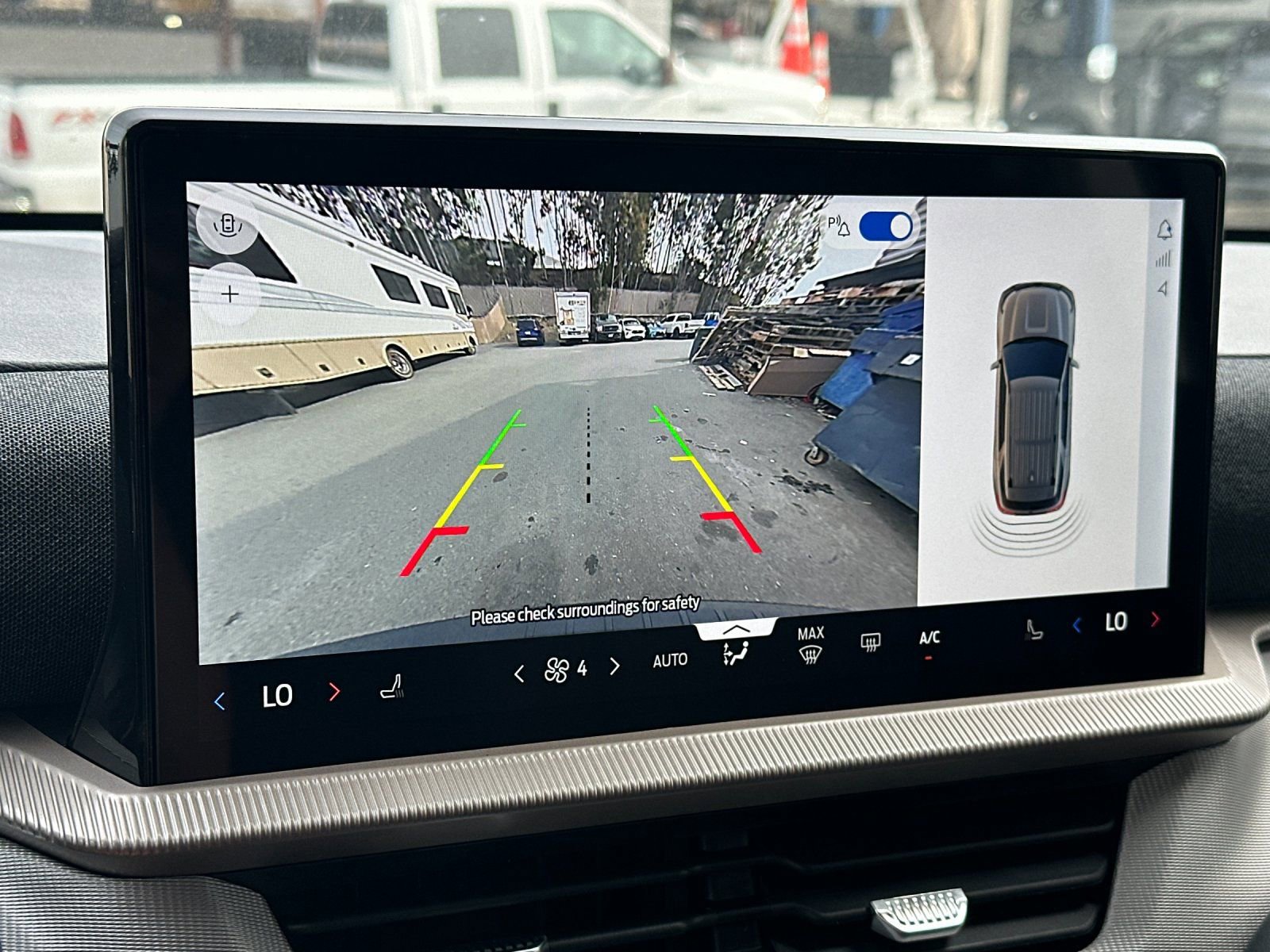 New 2026 Ford Explorer Active image 21