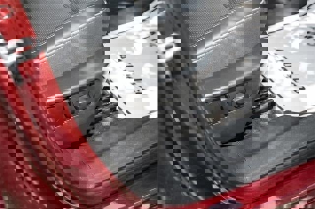 Used 2023 Buick Envision Essence image 41