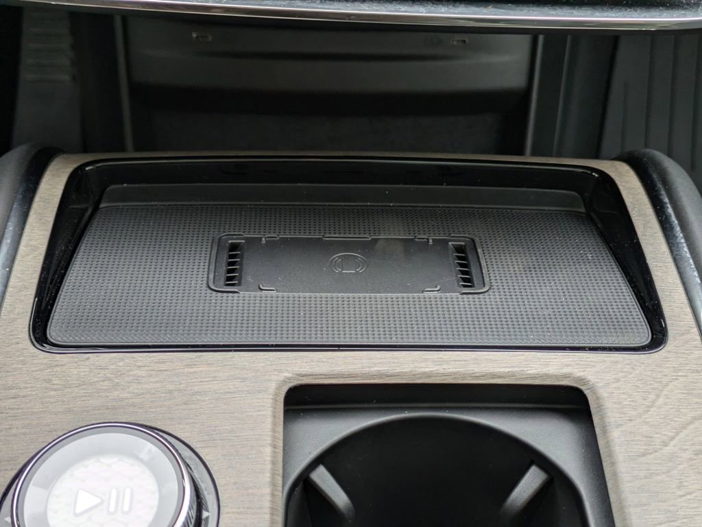 Certified 2025 Volvo EX90 Ultra w/ Protection Package Premier image 34