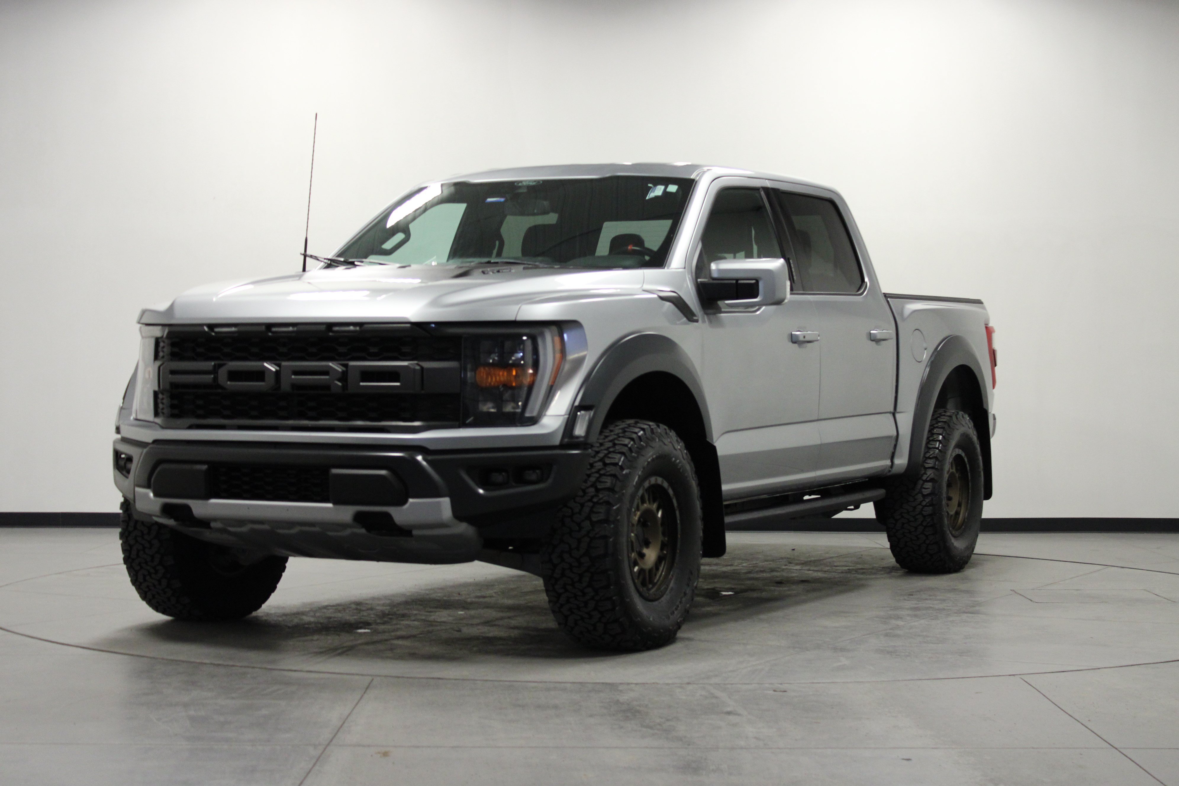 Used 2022 Ford F150 Raptor w/ Torsen Package AWD/4WD image 8