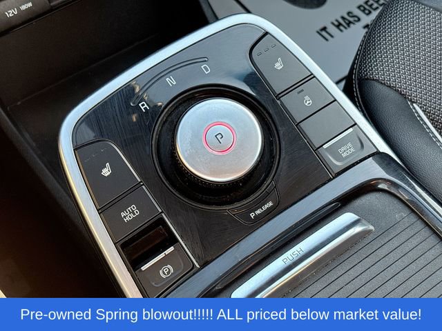 Used 2022 Kia Niro EX w/ Cold Weather Package FWD image 26